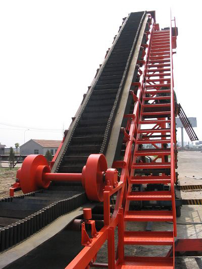 輸送機生產廠家